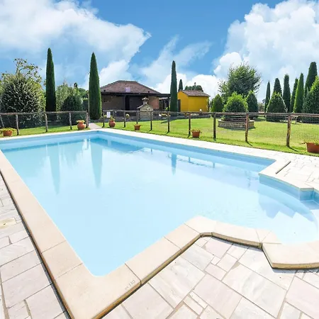 Peaceful Escape In Tuscan