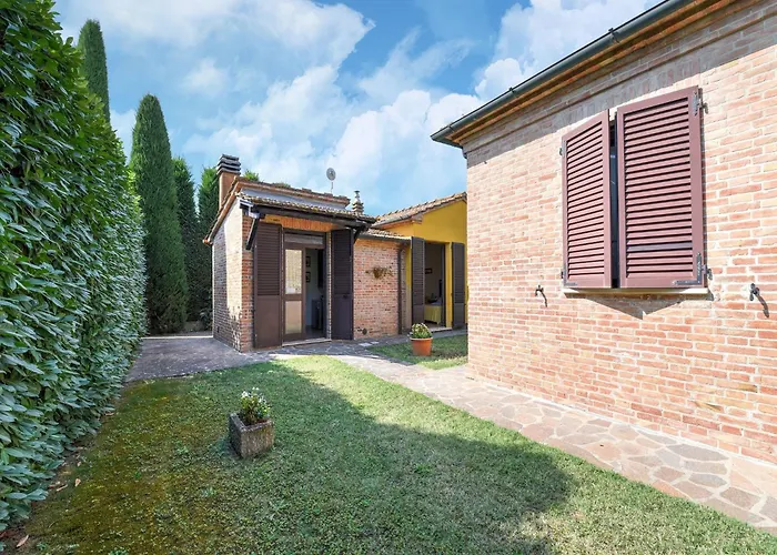 Peaceful Escape In Tuscan
